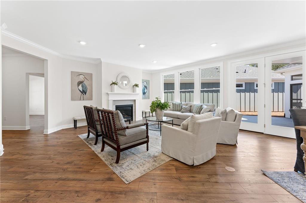 3322 Fishpond Circle