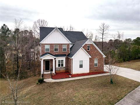 Homes For Sale - 4304 Bellwood Circle<br/> South Fulton, GA 30349