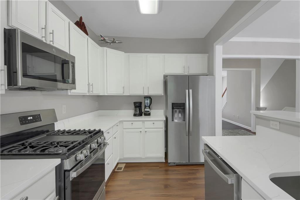 3332 Chastain Gardens Drive NW