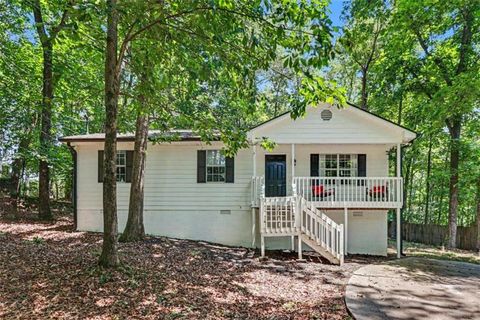 Homes For Sale - 744 Johnson Road<br/> Adairsville, GA 30103