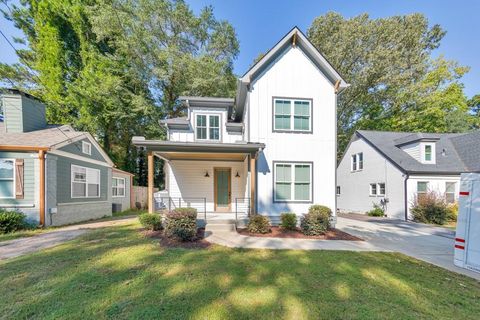 751 Kennolia Drive SW Atlanta GA 30310
