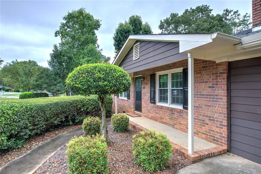 23 Thrasher Road SW