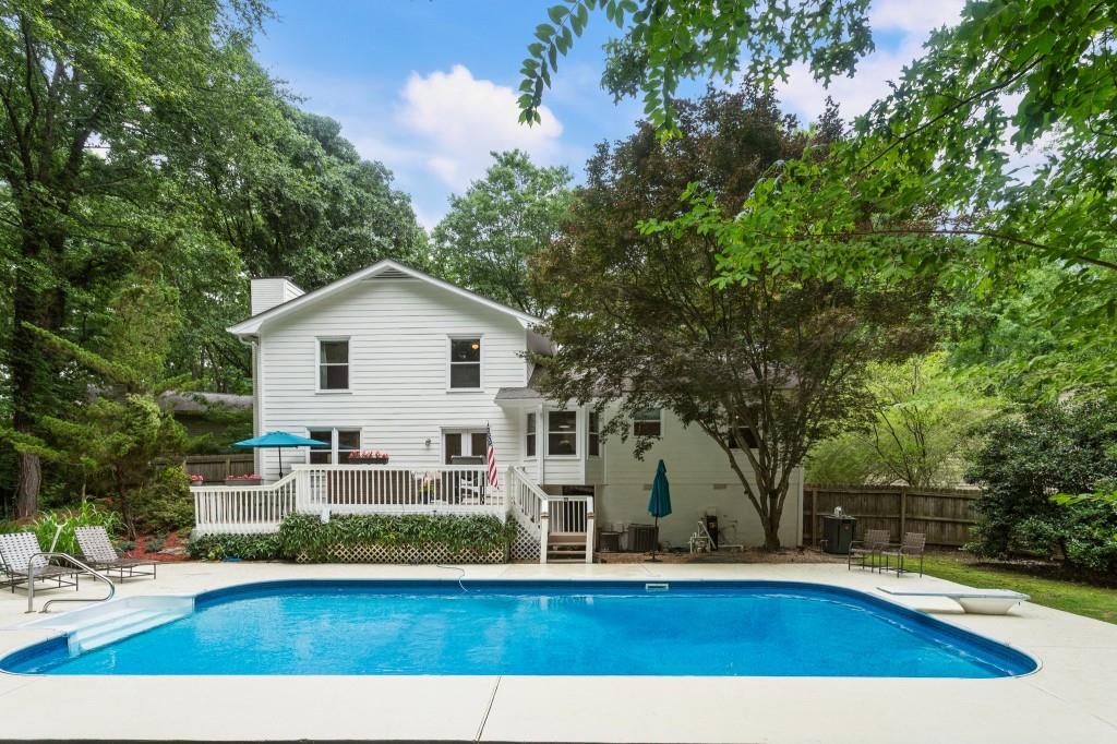 215 Ansley Court