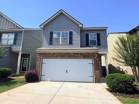 Homes For Sale - 3144 Broadleaf Trail<br/> Fairburn, GA 30213