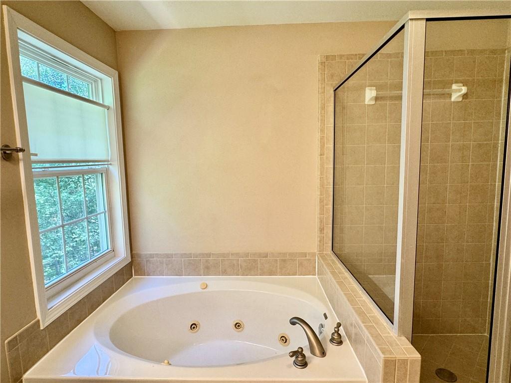 3650 Deep Cove Drive, Cumming, Georgia image 28