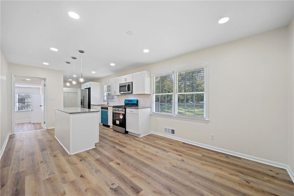 1467 Thompson Place