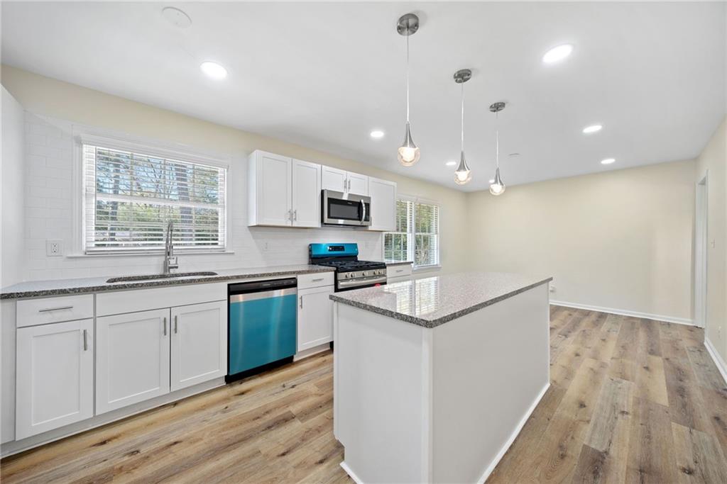 1467 Thompson Place