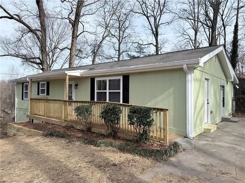 Homes For Sale - 1223 Kathy Court<br/> Conyers, GA 30012