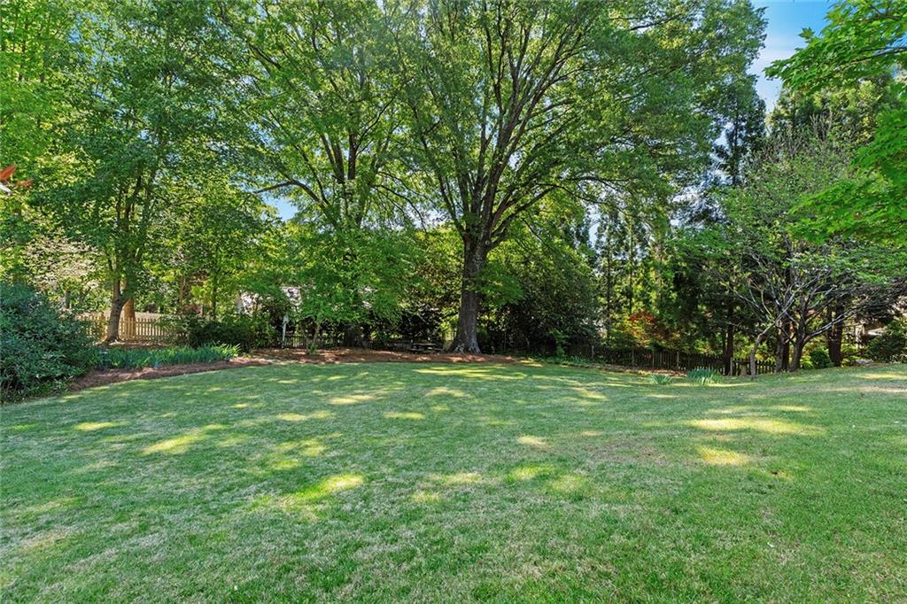 4261 Brookview Drive, Atlanta, Georgia image 3