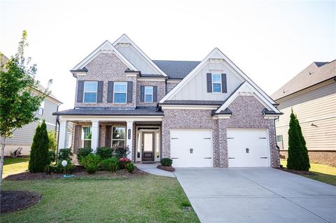 Homes For Sale - 3915 Dorchester Lane<br/> Cumming, GA 30040