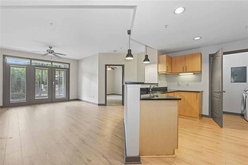 390 17th Street NW 2012