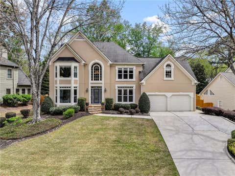 Homes For Sale - 10985 Pennbrooke Crossing<br/> Johns Creek, GA 30097