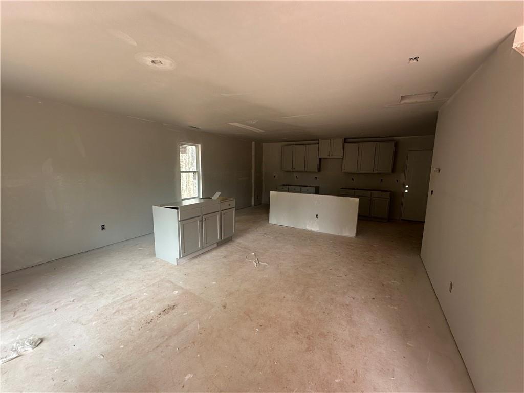 35 Emerald Lane, Covington, Georgia image 3