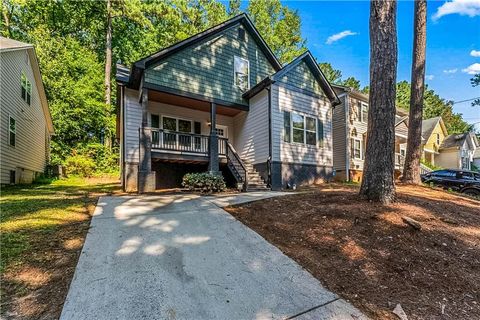 Photo of 1060 Gun Club Road NW, Atlanta, GA 30318 (MLS # 7688159)