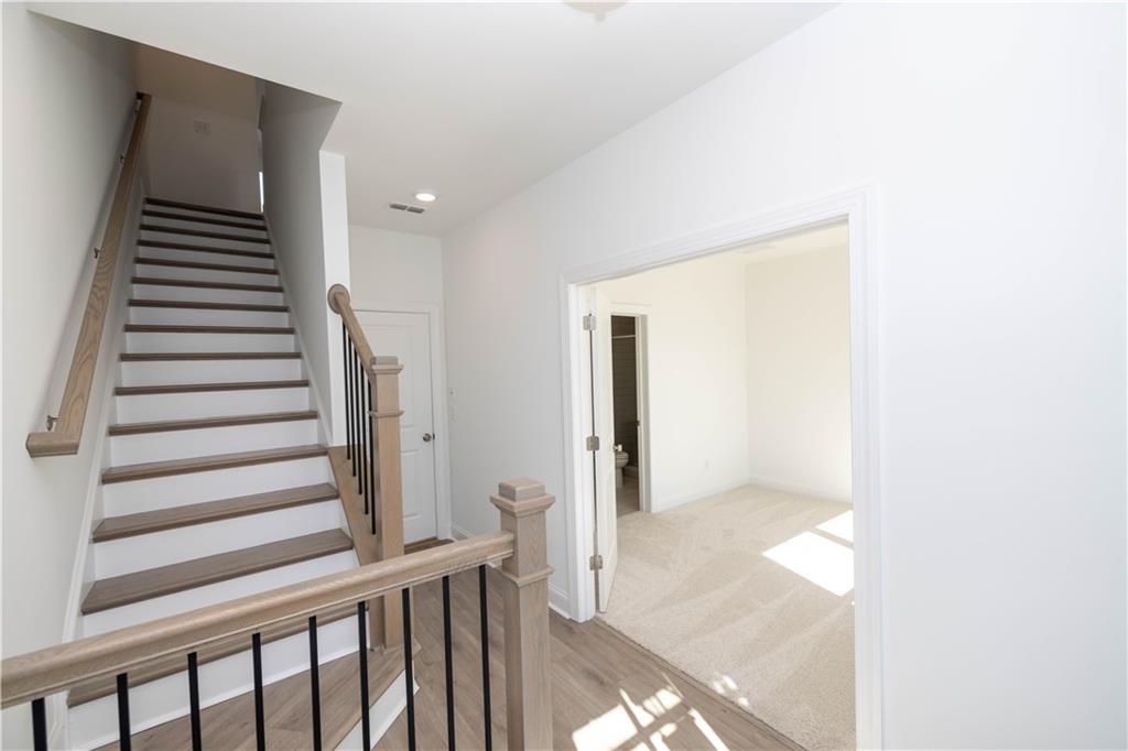 4223 Millcroft Place W 211