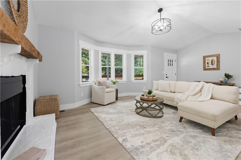 4996 Hunters Cove Drive