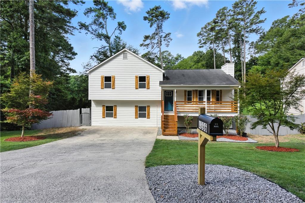 4996 Hunters Cove Drive