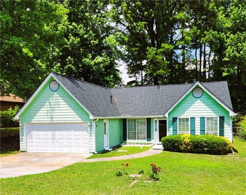Homes For Sale - 8440 Cedar Creek Ridge<br/> Riverdale, GA 30274