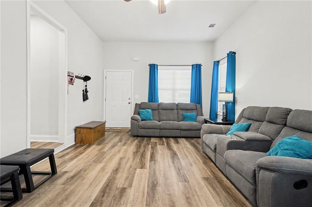 1435 Creek View Drive