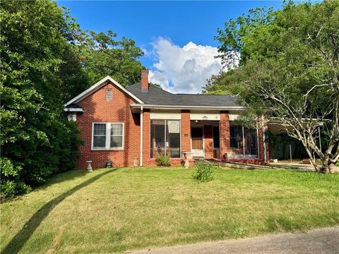 3366 College Street College Park GA 30337