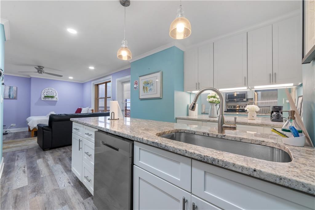 300 Peachtree Street NE 20M