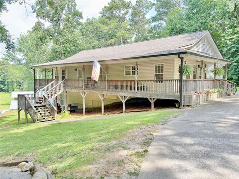 Homes For Sale - 4411 Post Road<br/> Douglas County, Winston, GA 30187