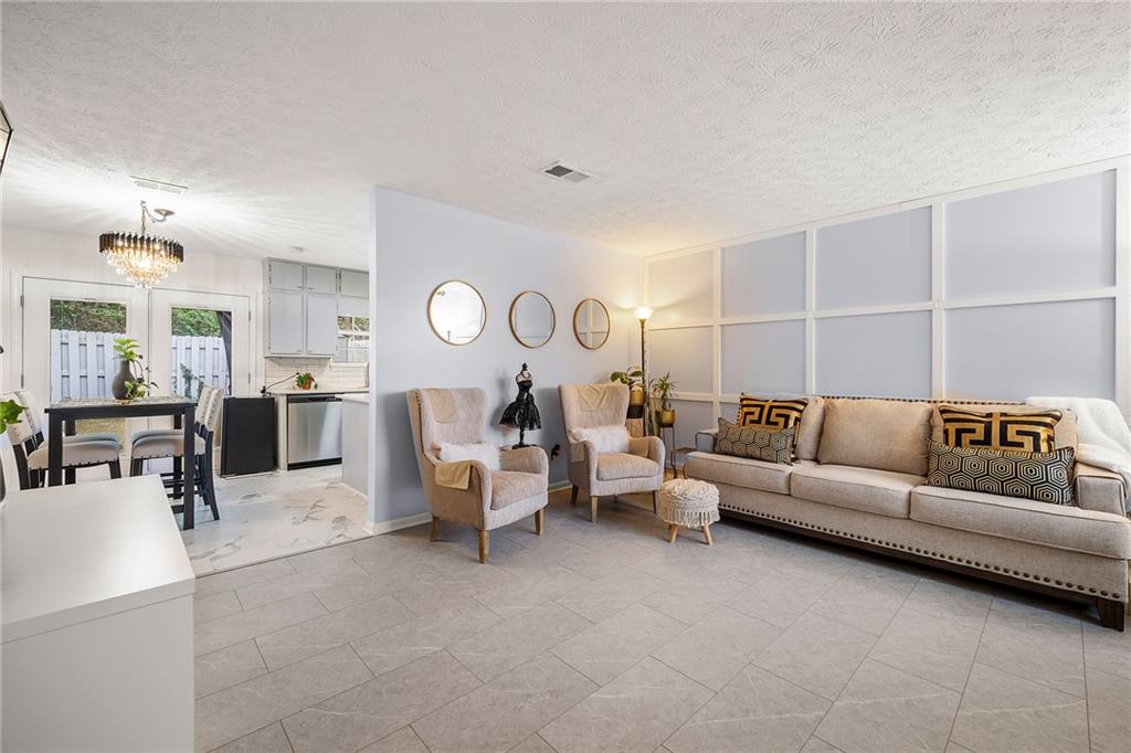 401 Bainbridge Drive