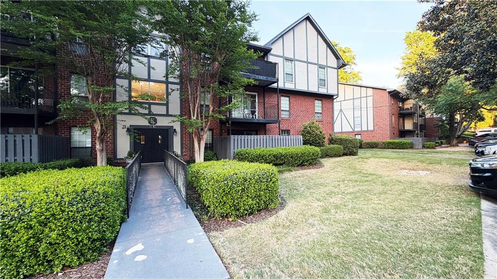 6851 Roswell Road K1