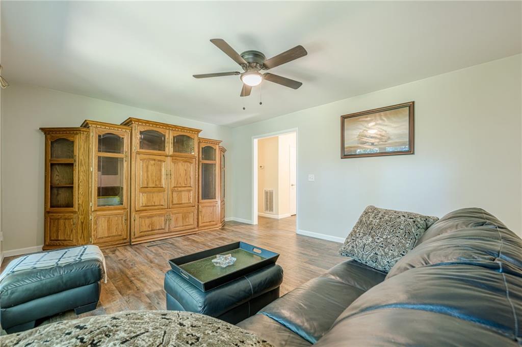 1874 Pine Tree Trail