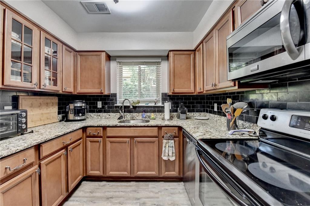 1119 Riverbend Club Drive, Atlanta, Georgia image 11