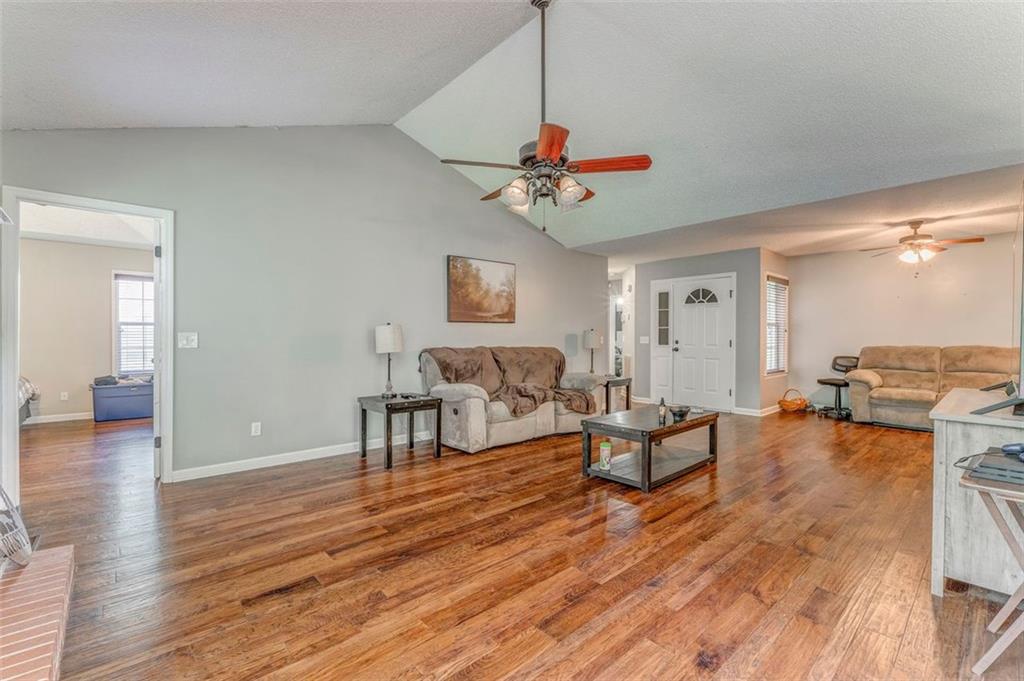 200 Wildwood Circle, Calhoun, Georgia image 7