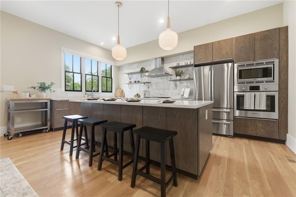 1092 Kirkwood Avenue SE