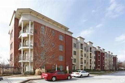 Condo For Sale - 870 Mayson Turner Road #1110<br/> Atlanta, GA 30314