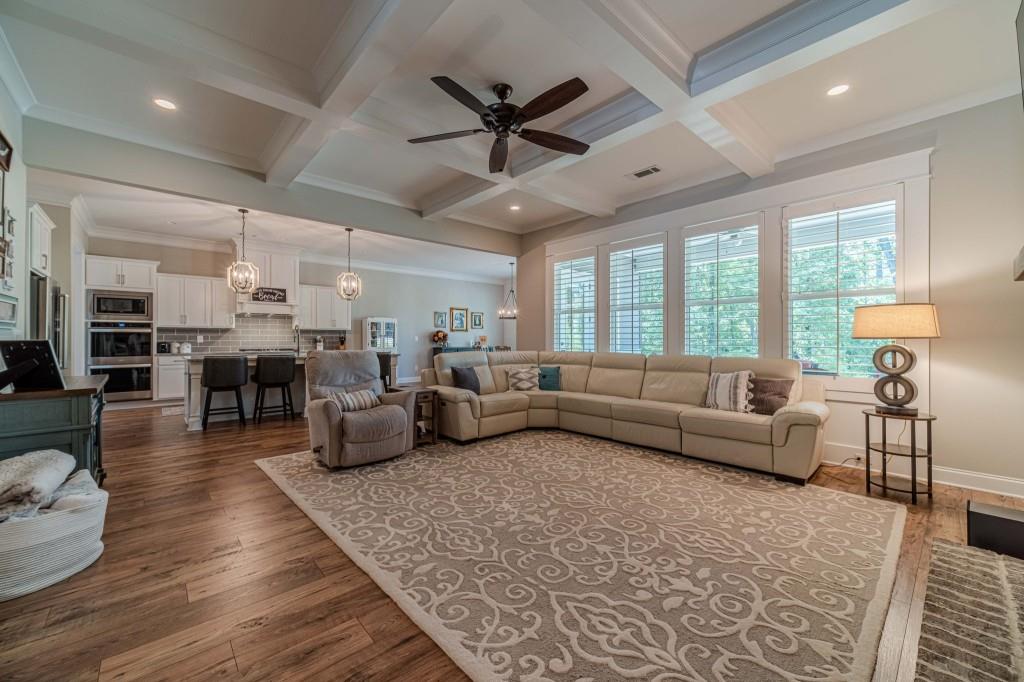 6118 Golf View Court