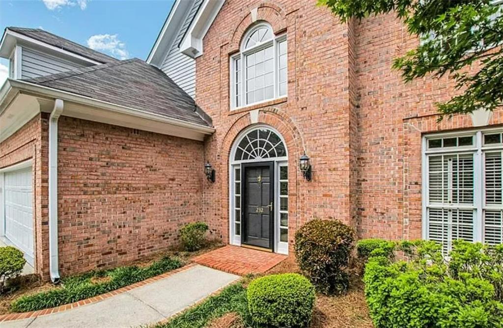232 SPALDING DRIVE Drive