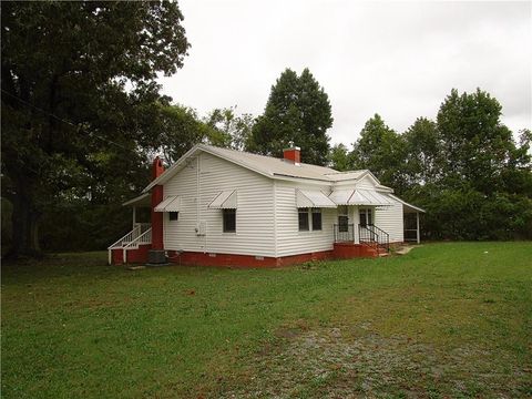 A home in Summerville