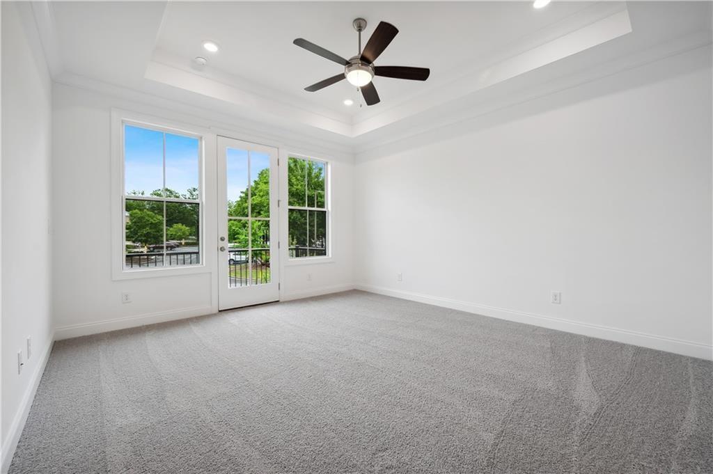 Ecco Park - Residential Lease