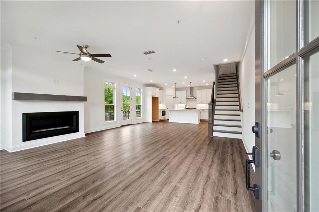 Ecco Park - Residential Lease