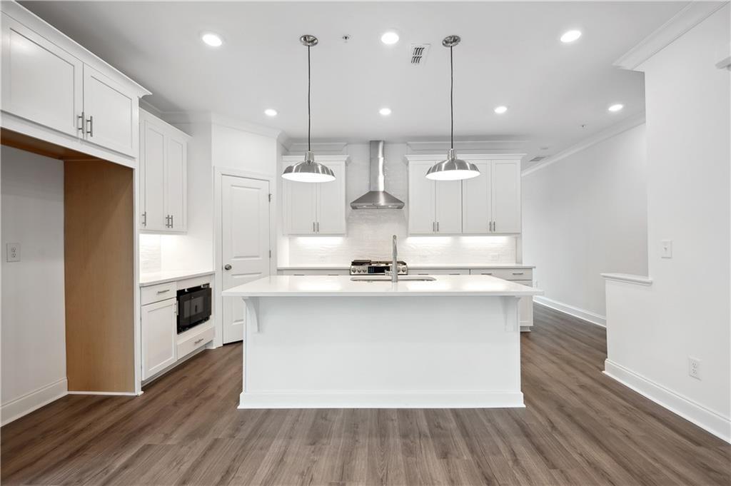 Ecco Park - Residential Lease