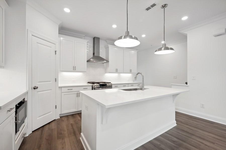 Ecco Park - Residential Lease