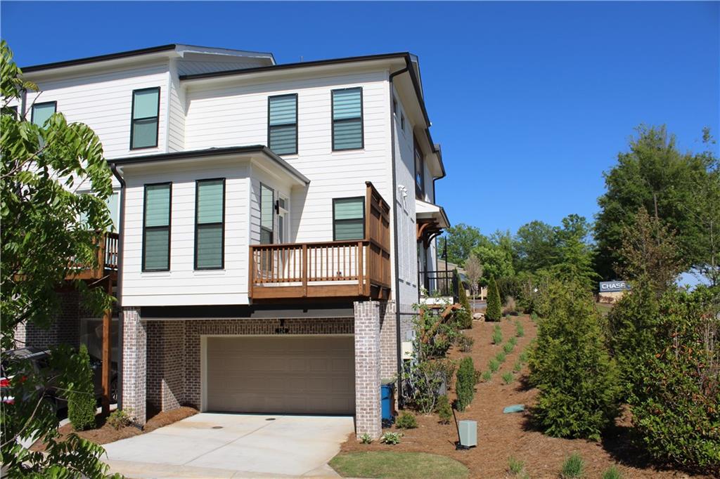 Ecco Park - Residential Lease