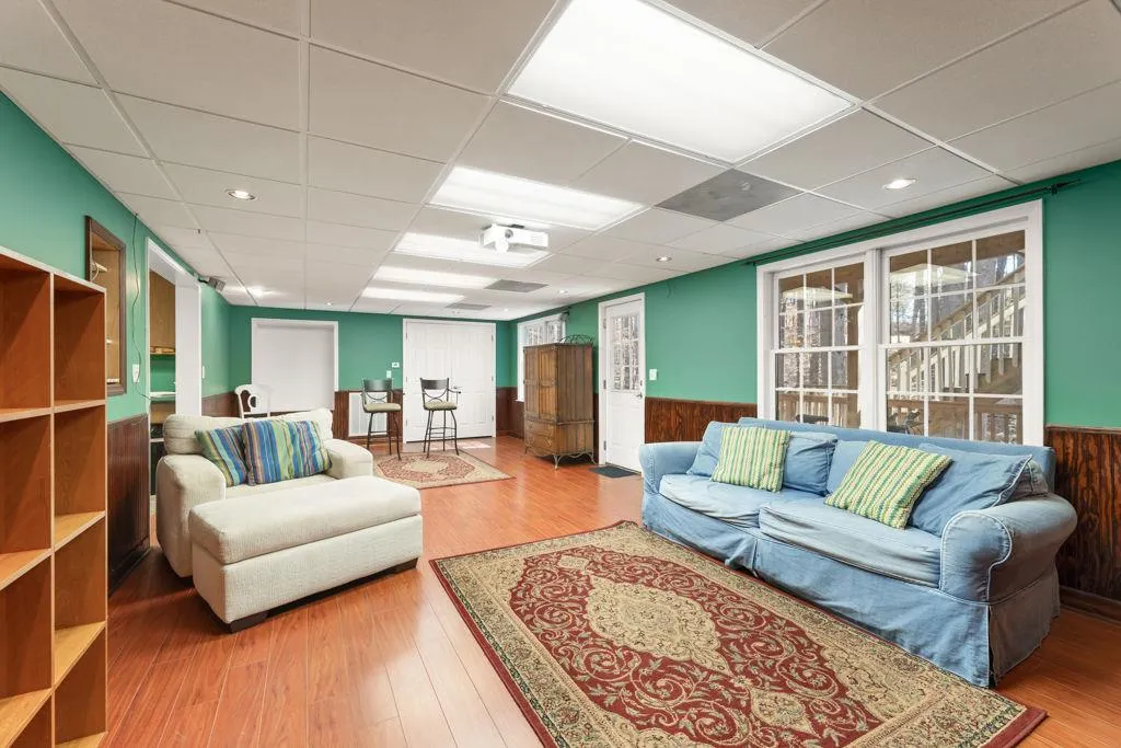 Powder Springs, Georgia 30127, United States, 5 Bedrooms Bedrooms, ,4 BathroomsBathrooms,Residential,Active,92735