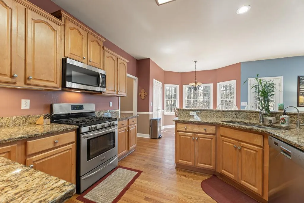 Powder Springs, Georgia 30127, United States, 5 Bedrooms Bedrooms, ,4 BathroomsBathrooms,Residential,Active,92735