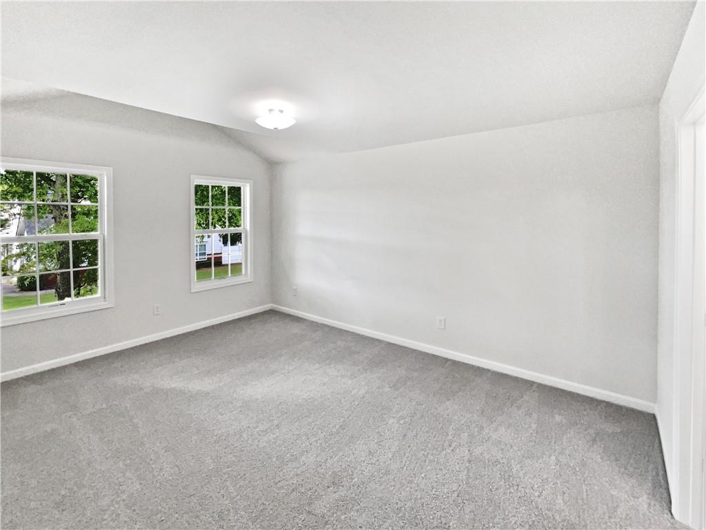 2438 Suwanee Pointe Drive