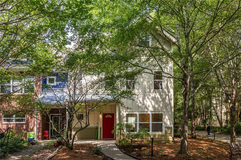 1001 Dancing Fox Road