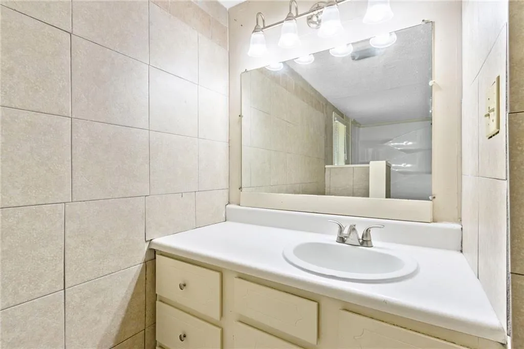 Gray, Georgia 31032, United States, 2 Bedrooms Bedrooms, ,1 BathroomBathrooms,Residential,Active,79049