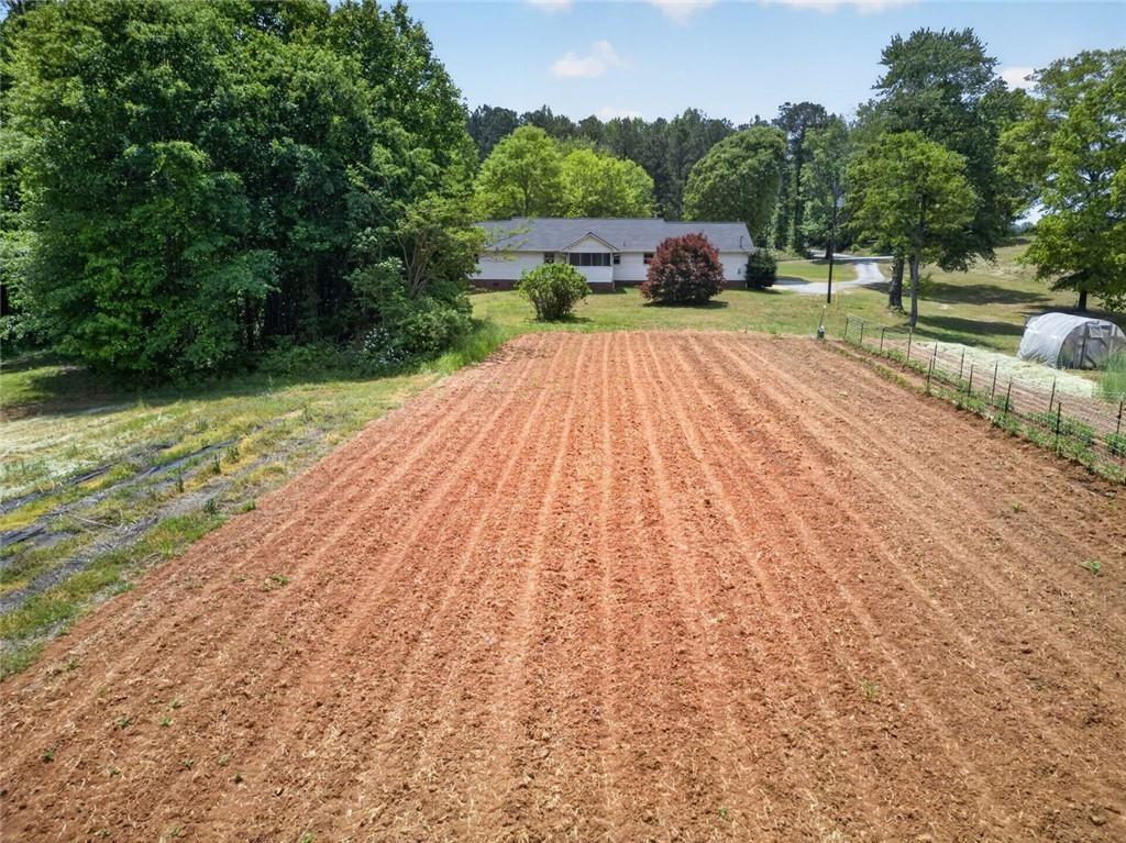 3982 Pool Road