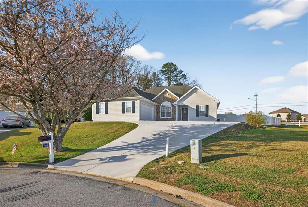 1530 Summer Lake Terrace
