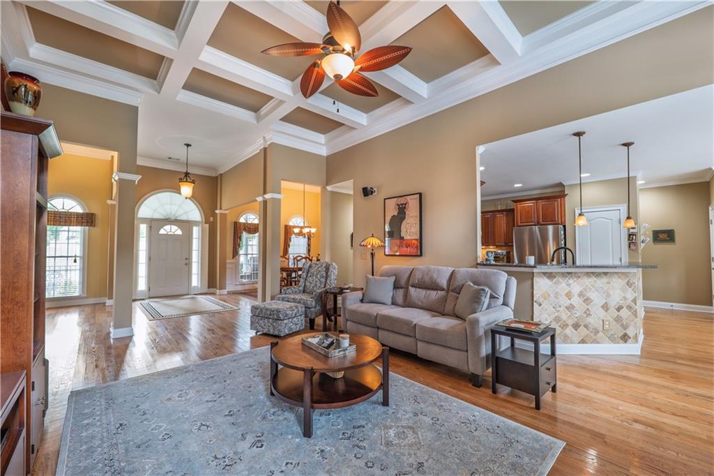 4721 W Lakeshore Drive, Acworth, Georgia image 12