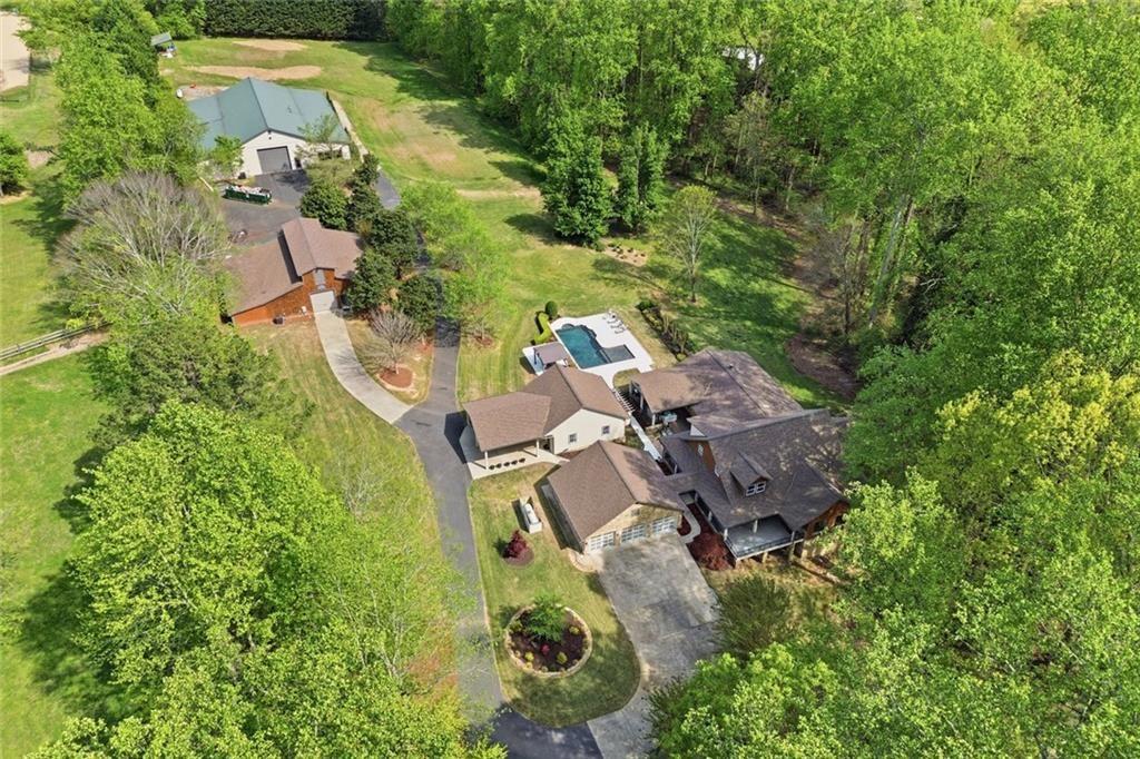 611 Elliott Road